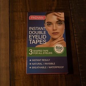 Eyelid tape nib